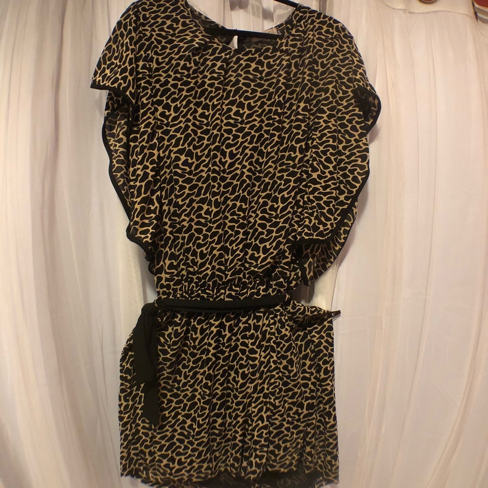 Plus size leopard print romper